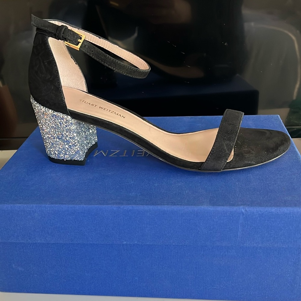 Stuart Weitzman Simplemid block heel